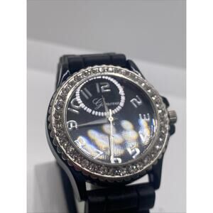 Geneva Womens Black Silver Rhinestone Quartz Fashion Watch New Battery